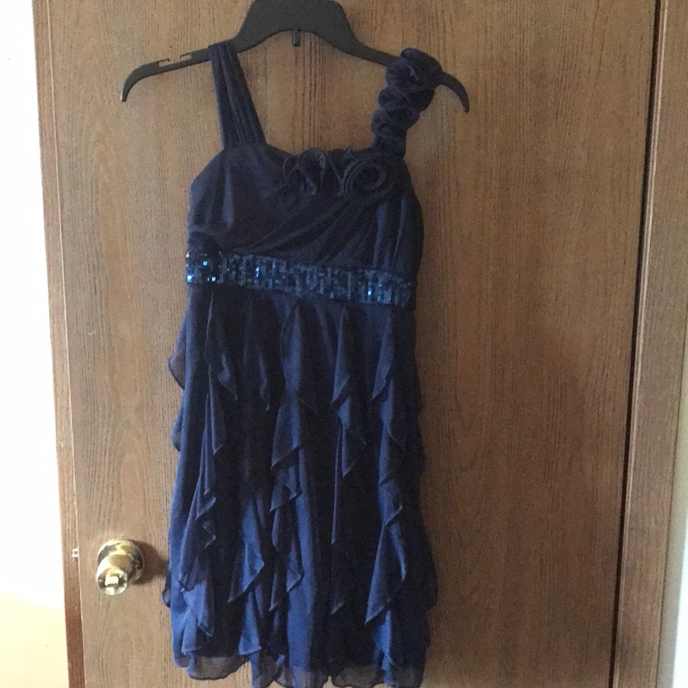 Navy blue formal girls dress